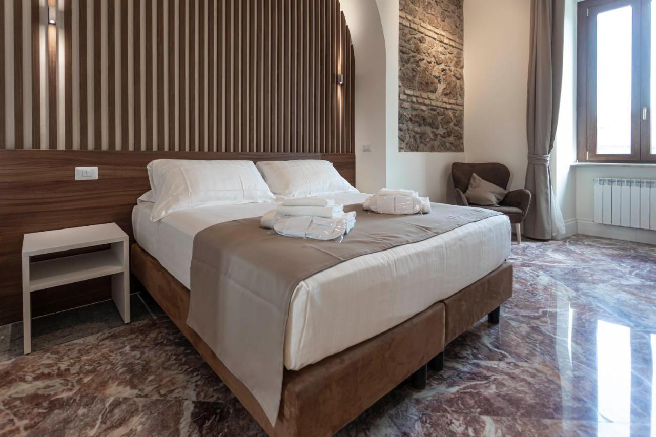 Flat 285 La Rom